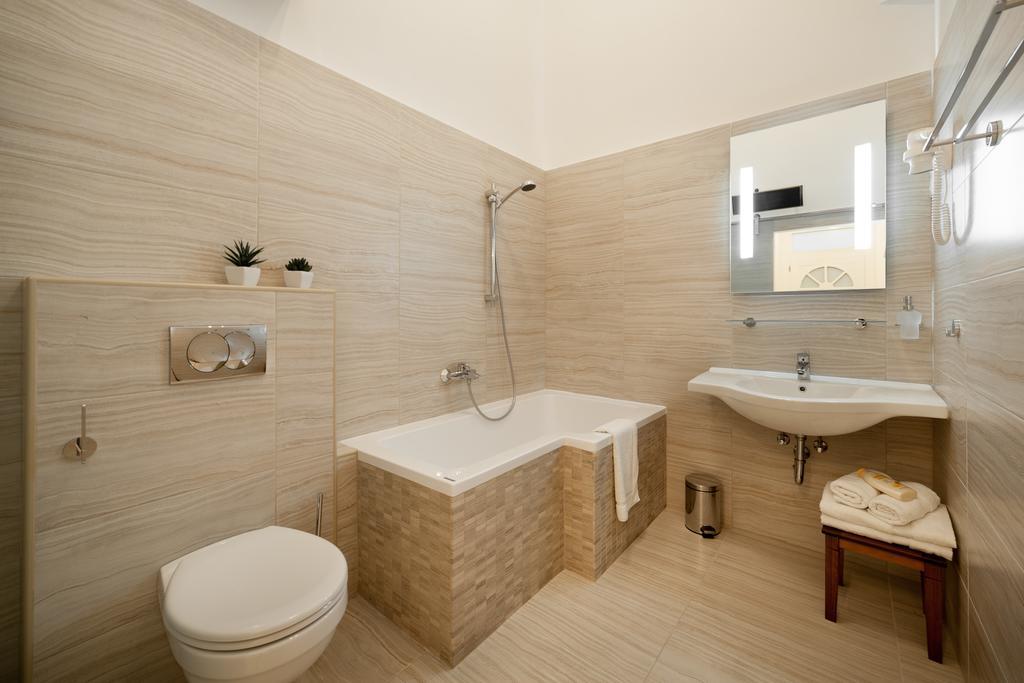 Buddha Budapest Apartment الغرفة الصورة