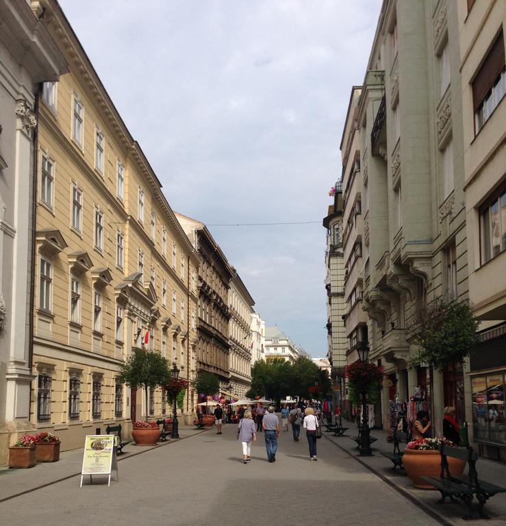 Buddha Budapest Apartment المظهر الخارجي الصورة